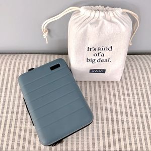 Away - The Mini Hardshell Travel Case - Coast